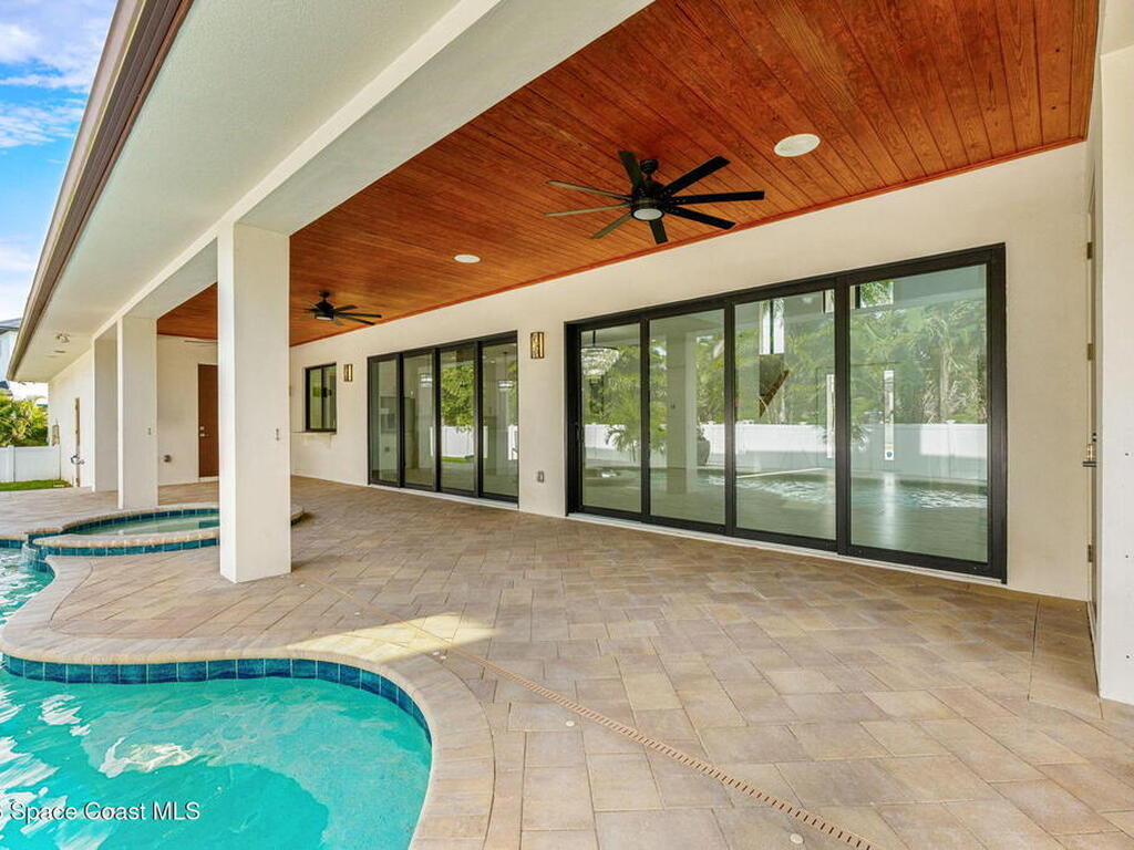 2355 N Riverside Drive, Indialantic, FL 32903