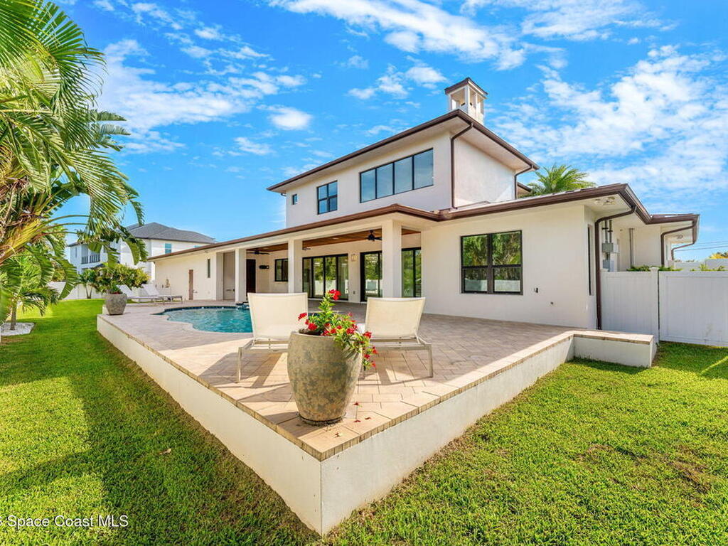 2355 N Riverside Drive, Indialantic, FL 32903