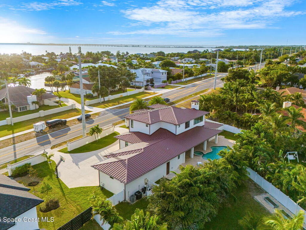 2355 N Riverside Drive, Indialantic, FL 32903