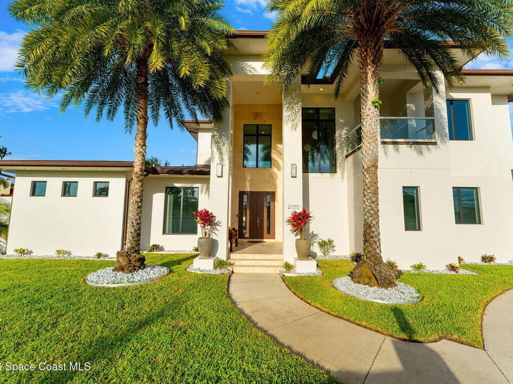 2355 N Riverside Drive, Indialantic, FL 32903