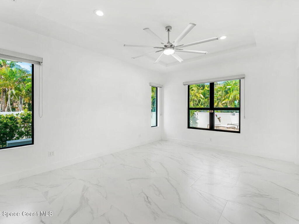 2355 N Riverside Drive, Indialantic, FL 32903