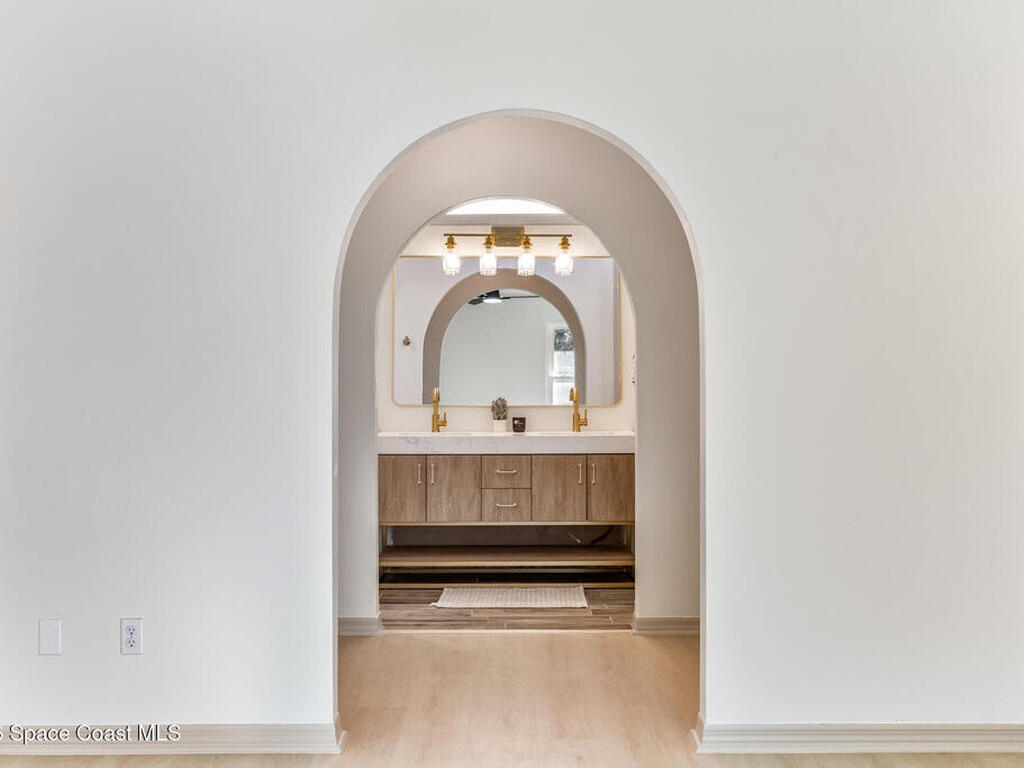 100 Seahorse Circle, Palm Bay, FL 32909