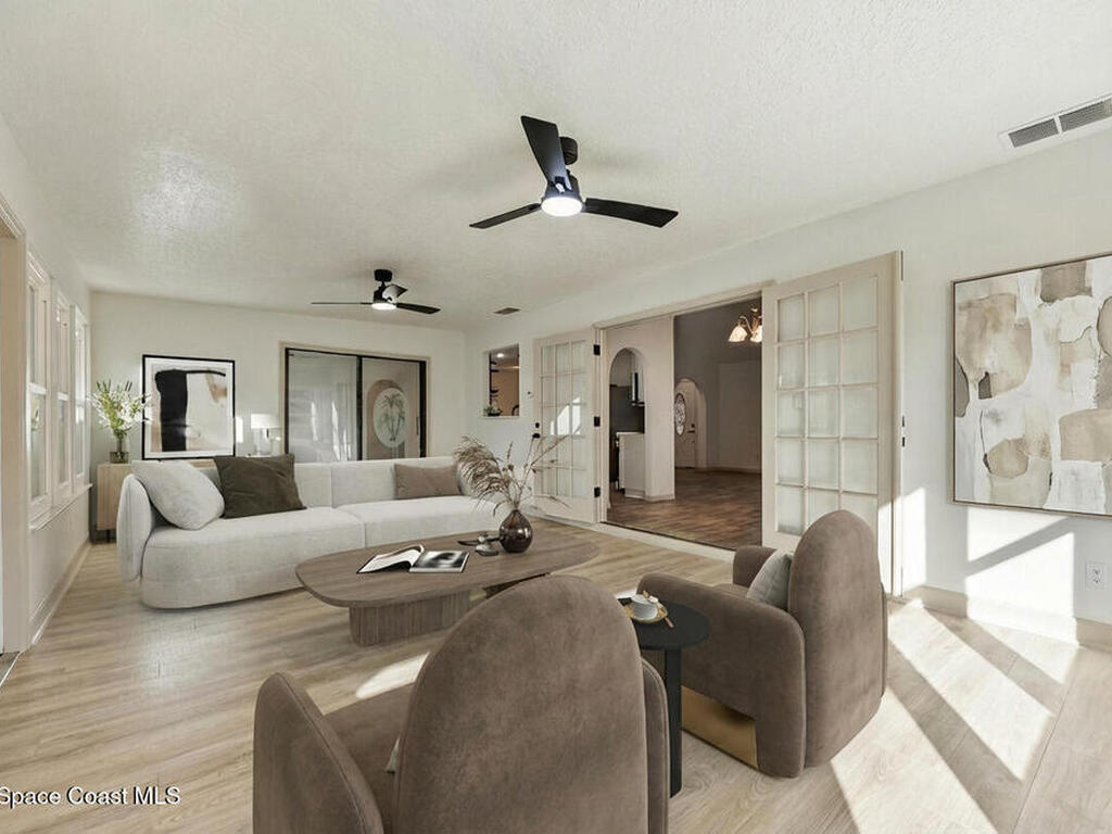 100 Seahorse Circle, Palm Bay, FL 32909