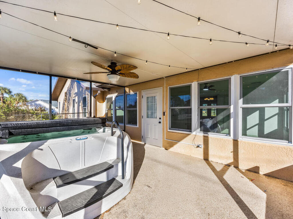 100 Seahorse Circle, Palm Bay, FL 32909