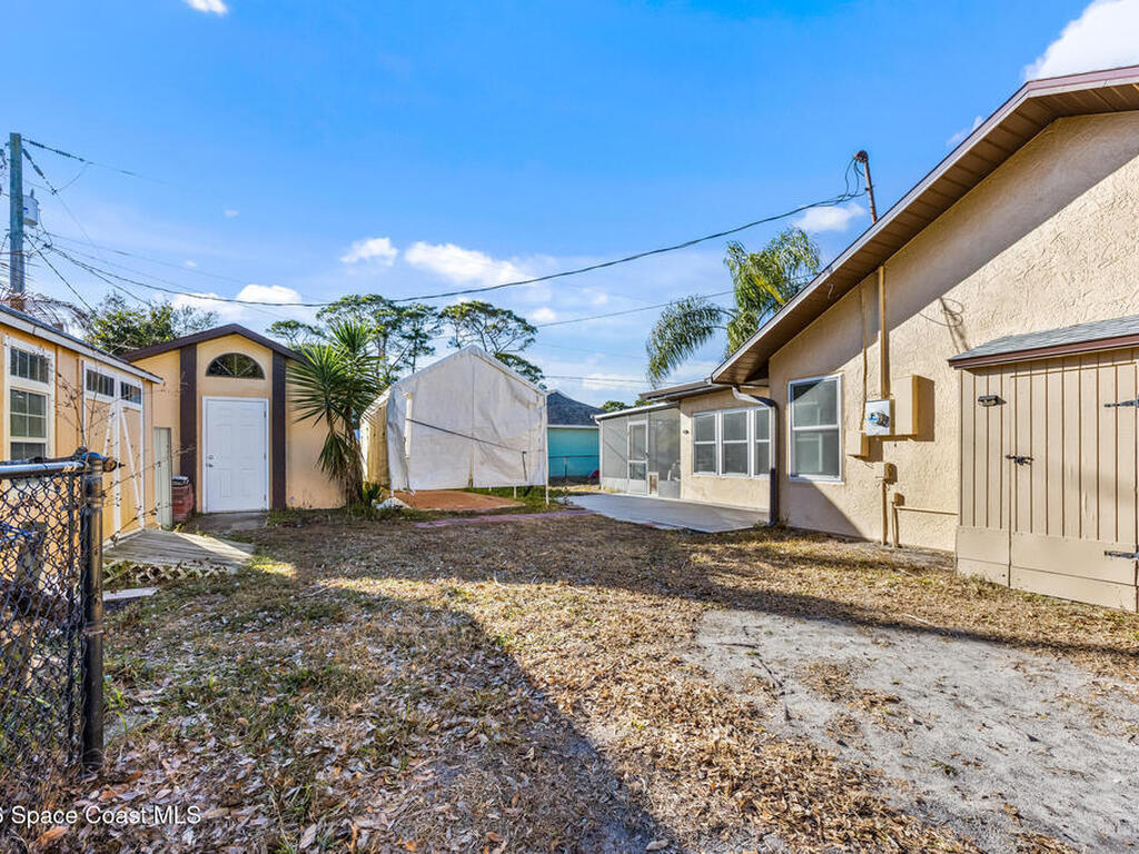 100 Seahorse Circle, Palm Bay, FL 32909