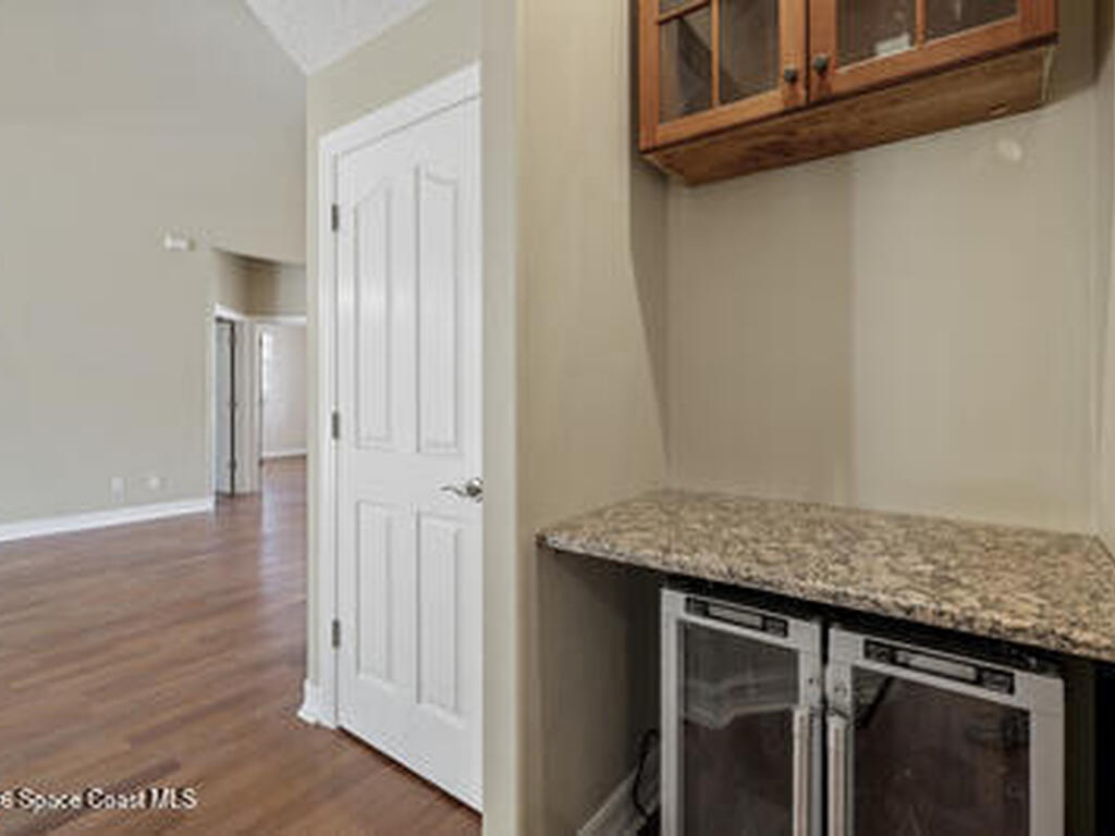 2205 Arnold Lane, Malabar, FL 32950