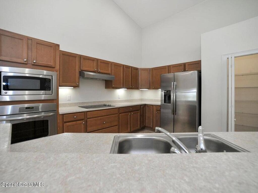 117 Lancha Circle, Satellite Beach, FL 32937