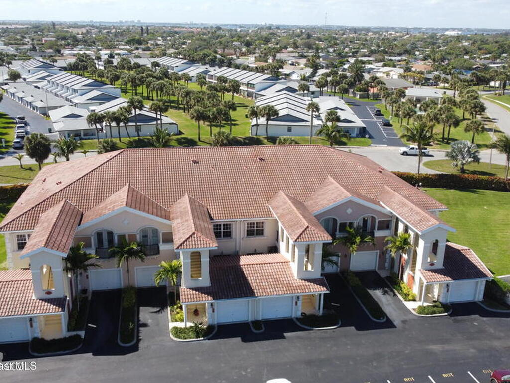 117 Lancha Circle, Satellite Beach, FL 32937