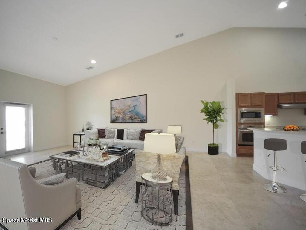 117 Lancha Circle, Satellite Beach, FL 32937