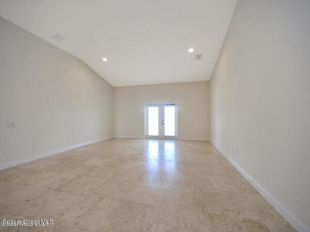 117 Lancha Circle, Satellite Beach, FL 32937