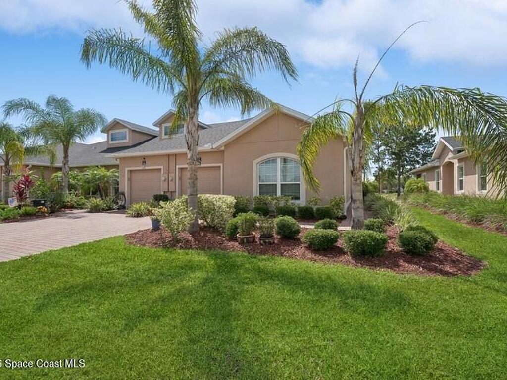590 Remington Green Drive, Palm Bay, FL 32909