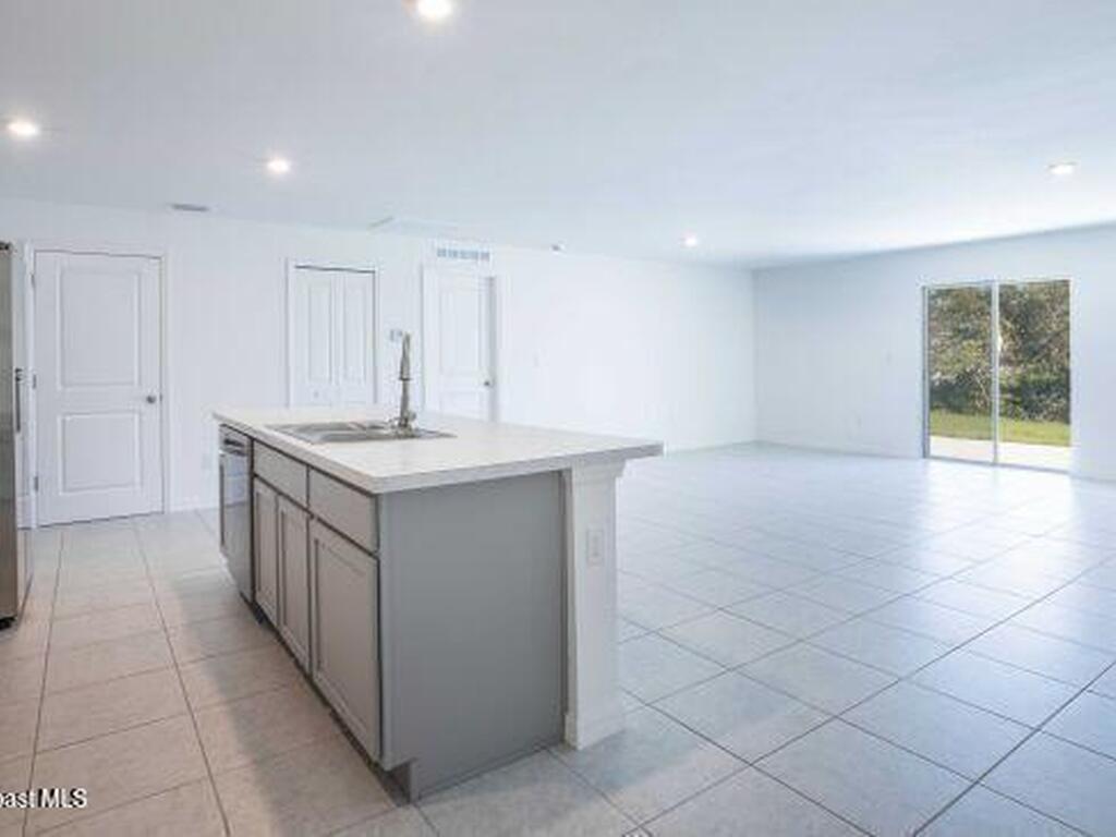 1246 Wakefield Road, Palm Bay, FL 32909