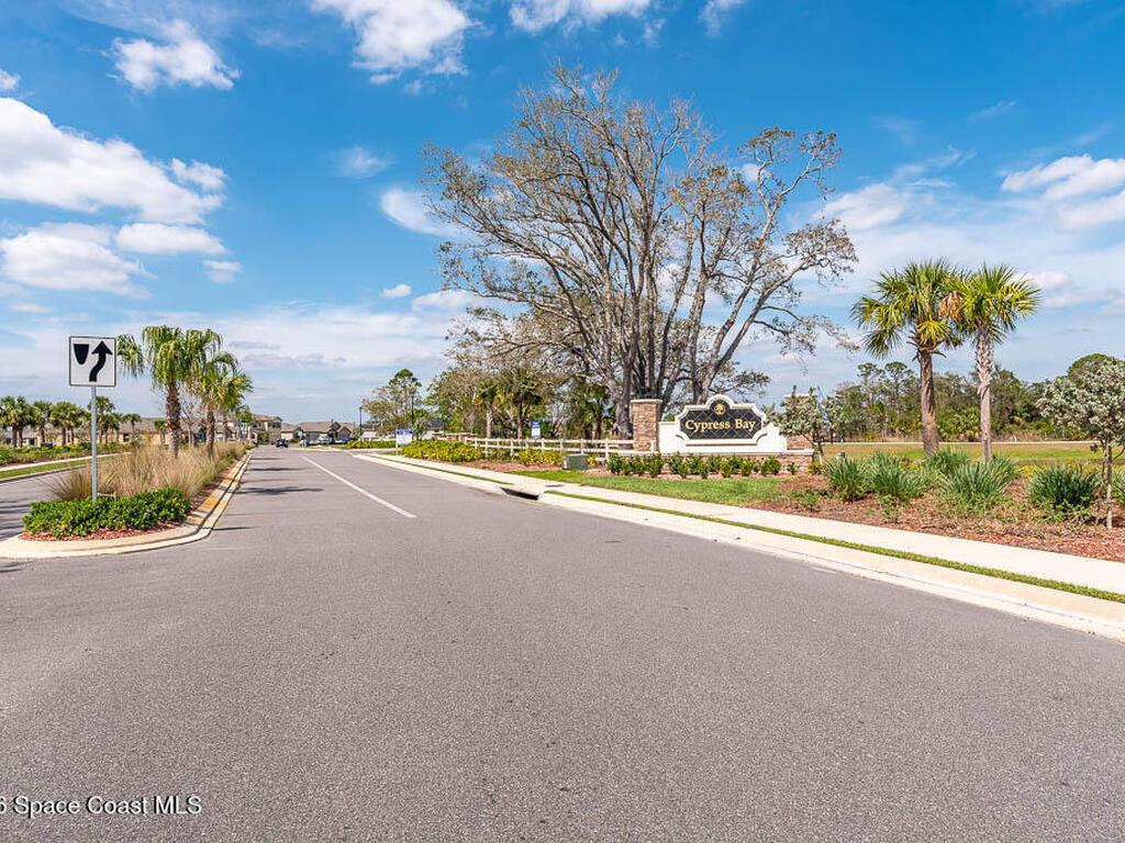 1863 Farmhouse Road, Palm Bay, FL 32909