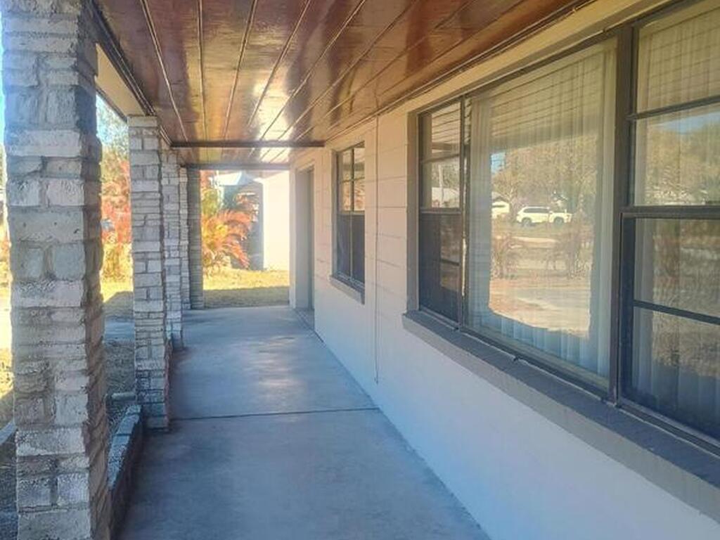 741 Banyan Drive, Melbourne, FL 32935