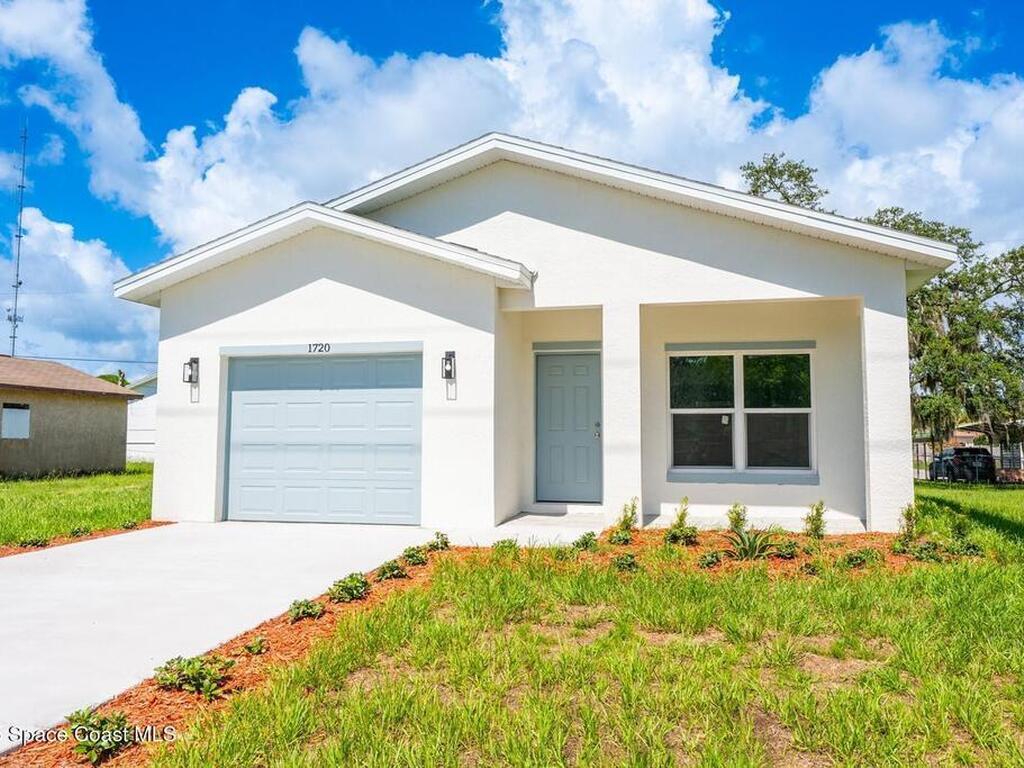 1720 S Deleon Avenue, Titusville, FL 32780