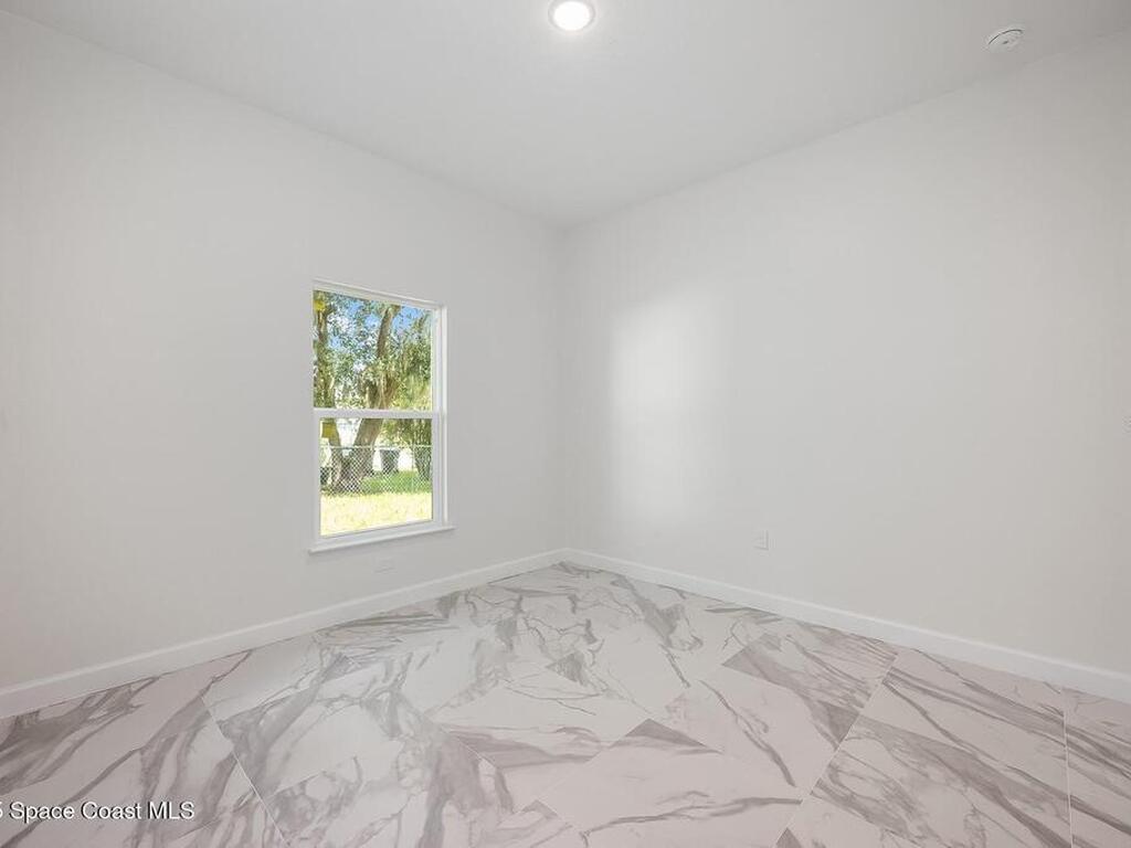 1720 S Deleon Avenue, Titusville, FL 32780