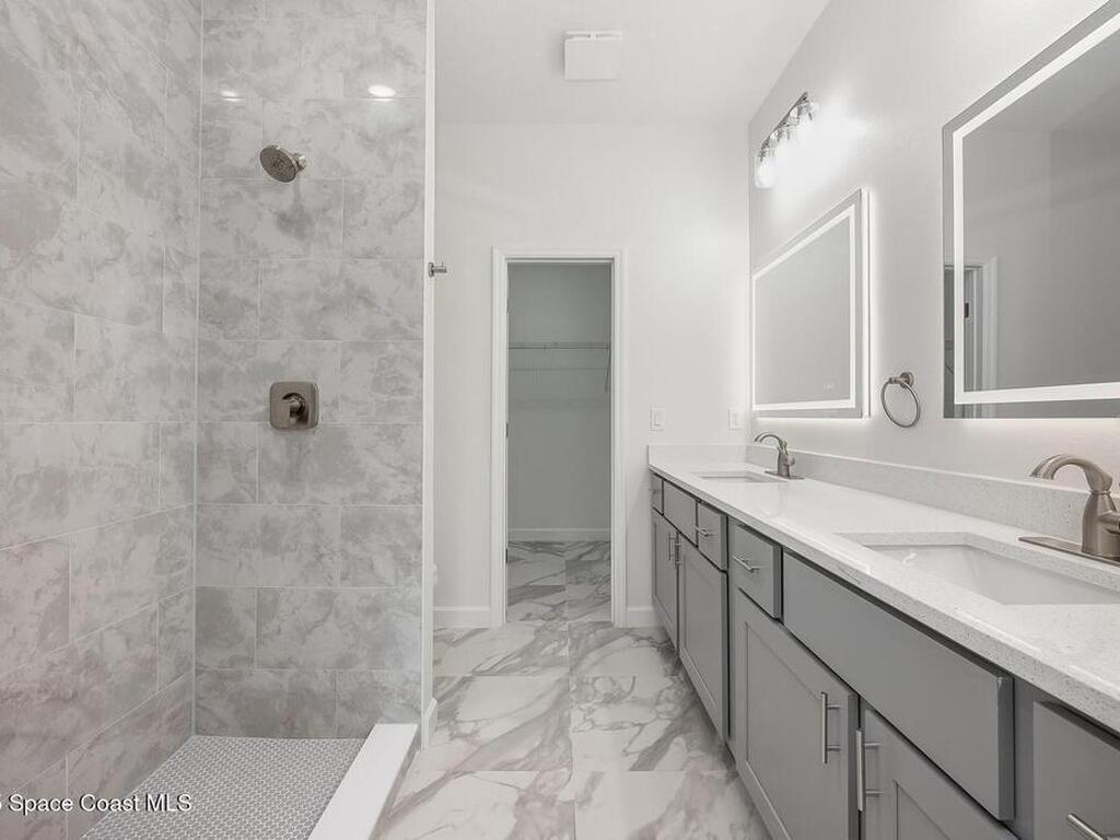 1720 S Deleon Avenue, Titusville, FL 32780