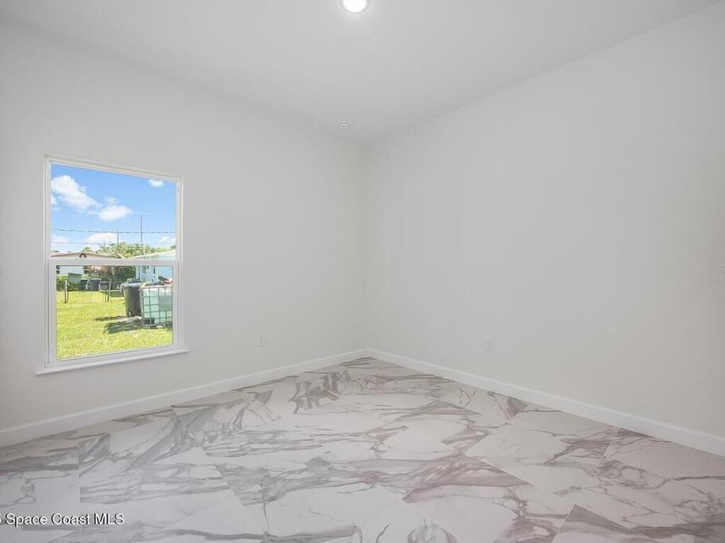 1720 S Deleon Avenue, Titusville, FL 32780