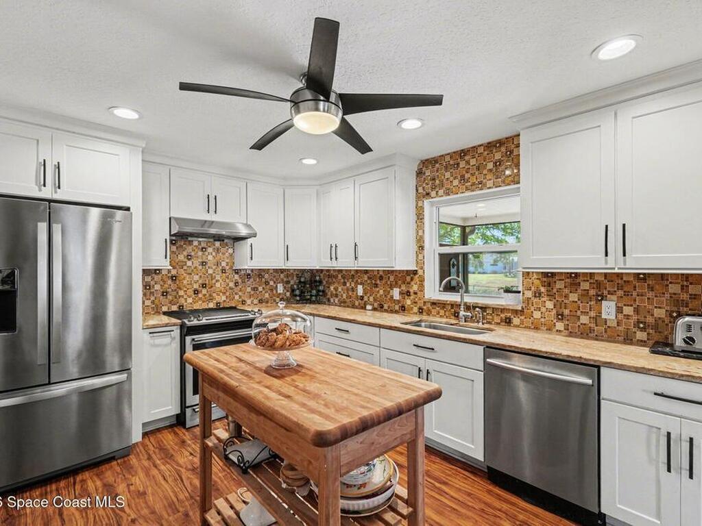 2449 Willowbrook Road, Merritt Island, FL 32952