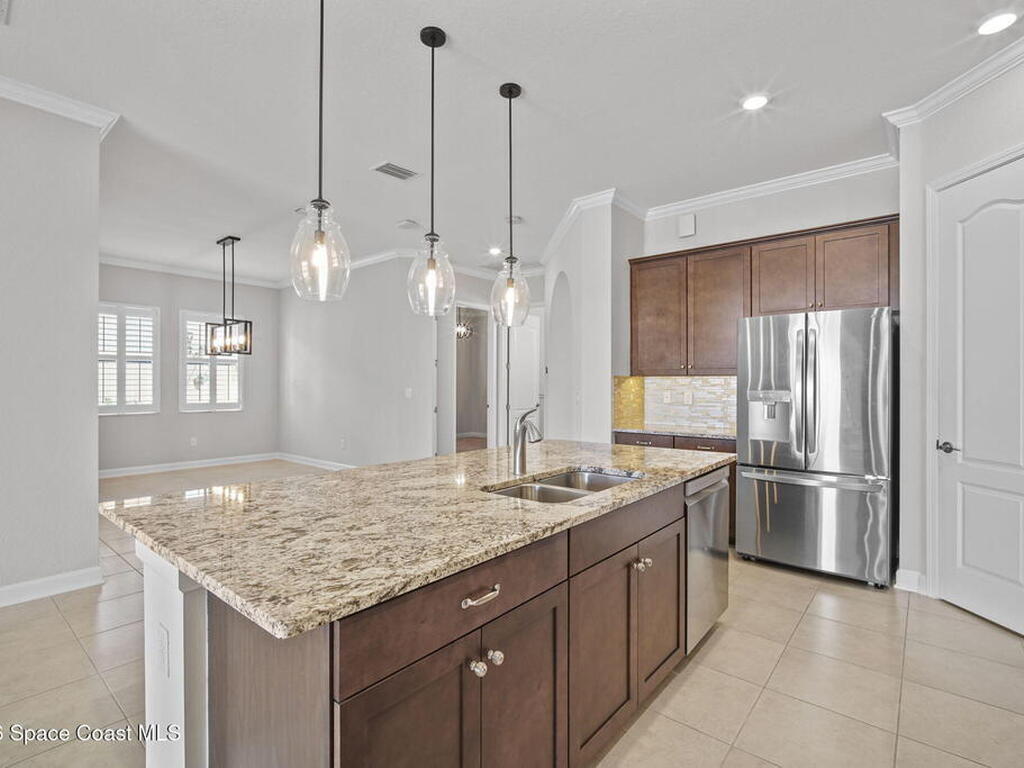 2741 Treasure Cay Lane, Melbourne, FL 32940