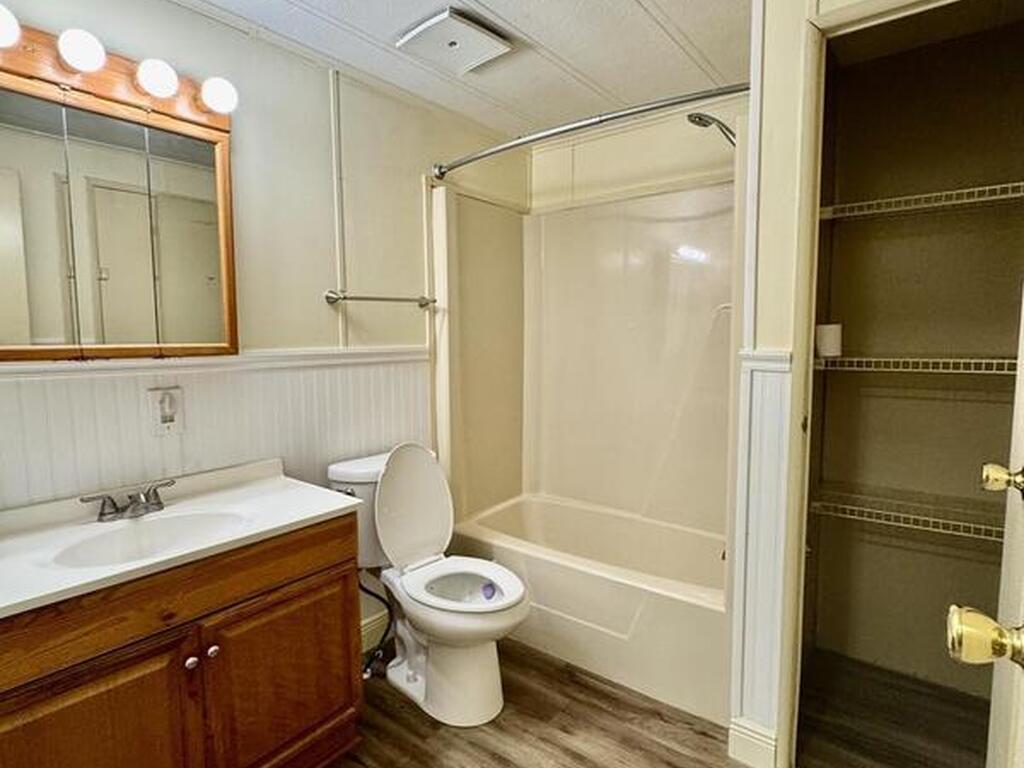 4426 Twin Lakes Drive, Melbourne, FL 32934