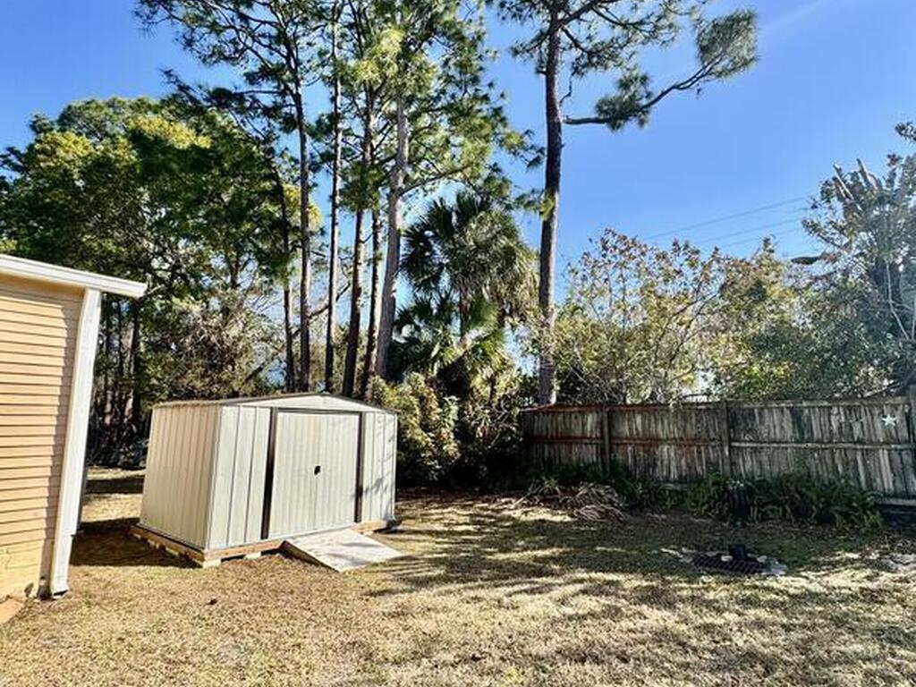 4426 Twin Lakes Drive, Melbourne, FL 32934