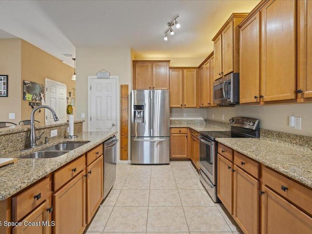 2565 Revolution Street, Melbourne, FL 32935