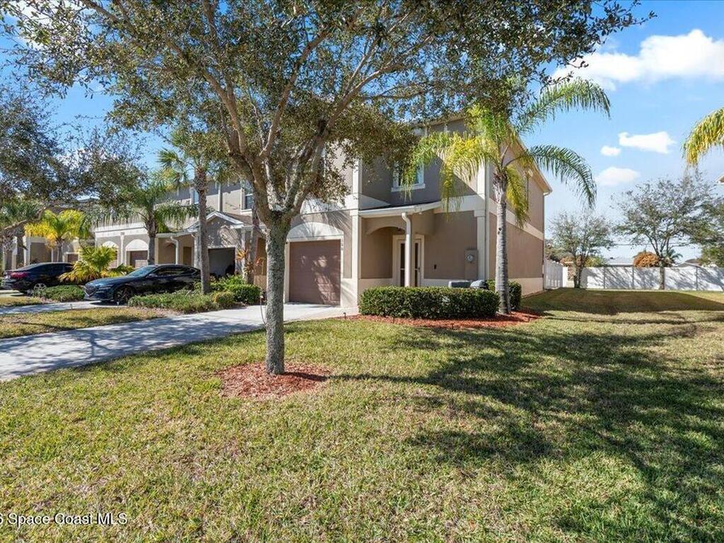 2565 Revolution Street, Melbourne, FL 32935