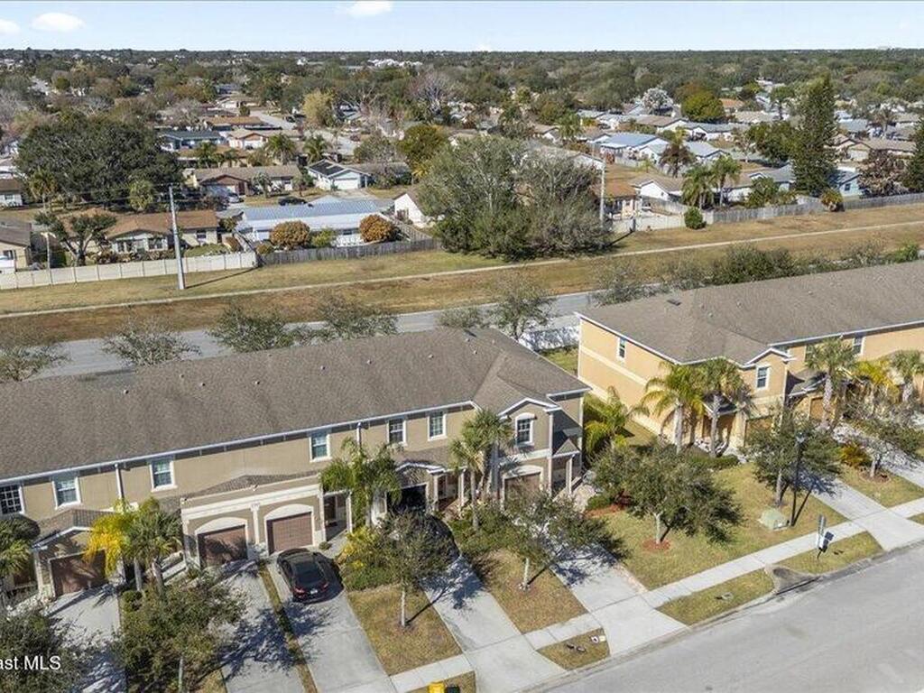 2565 Revolution Street, Melbourne, FL 32935