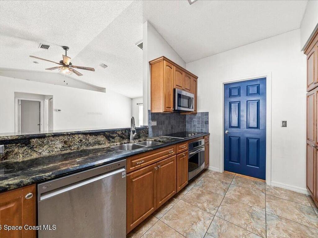 551 Brickell Street, Palm Bay, FL 32909