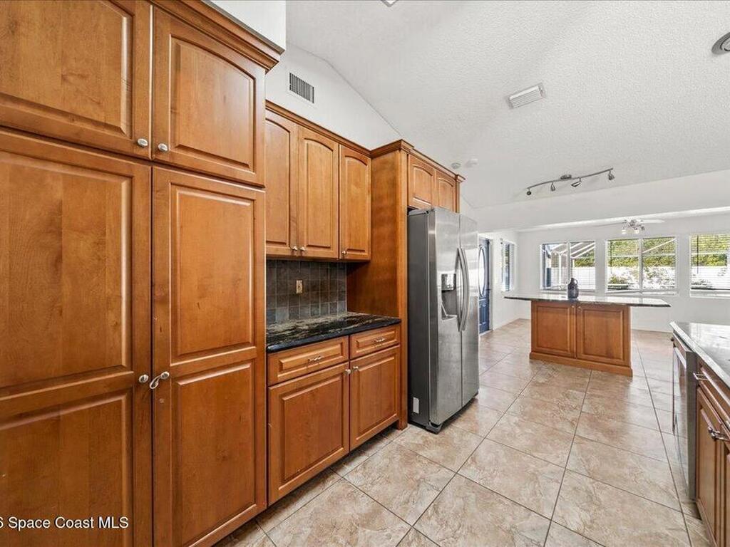 551 Brickell Street, Palm Bay, FL 32909