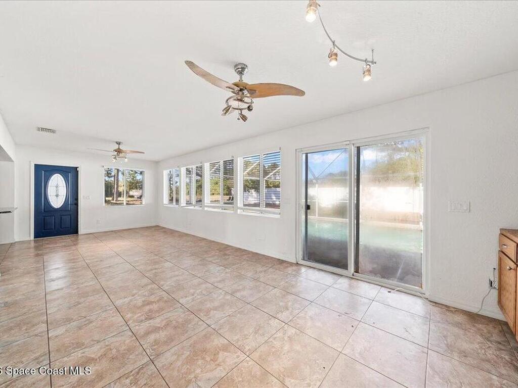 551 Brickell Street, Palm Bay, FL 32909