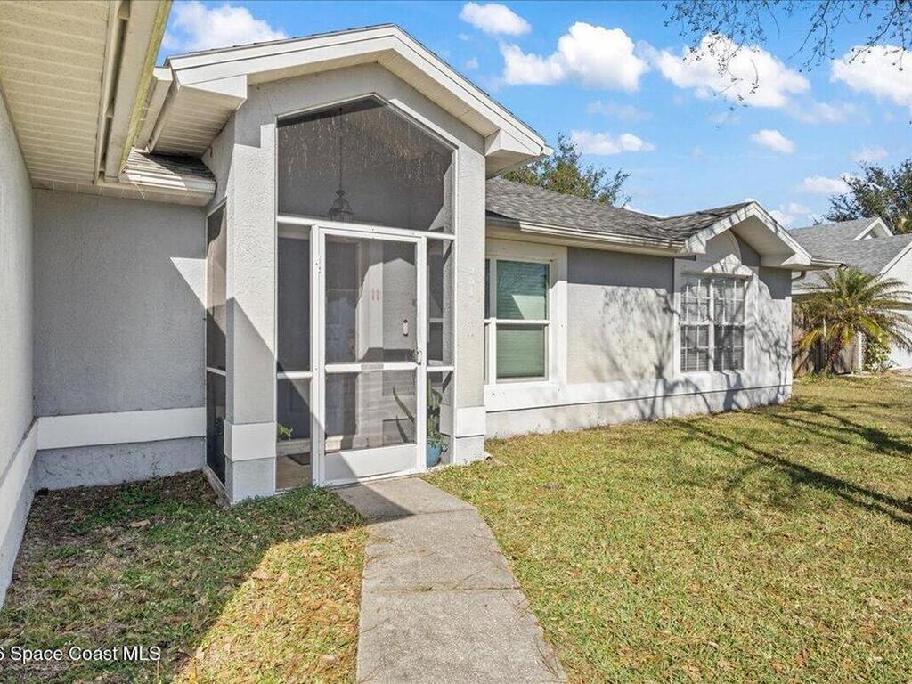551 Brickell Street, Palm Bay, FL 32909