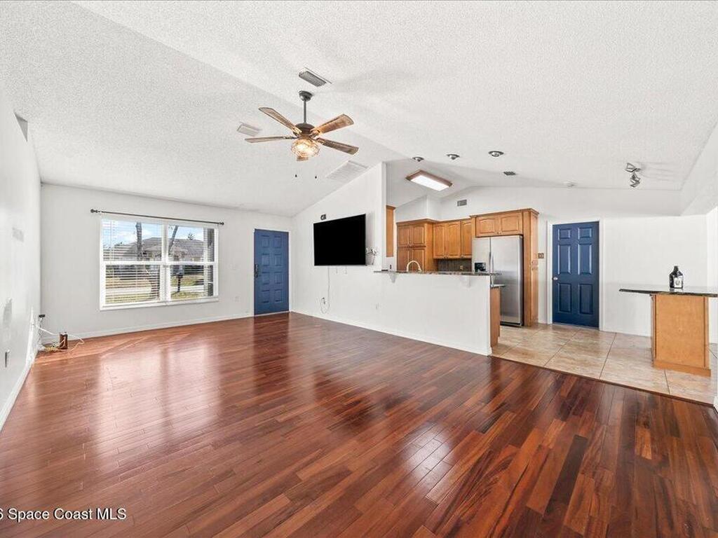 551 Brickell Street, Palm Bay, FL 32909