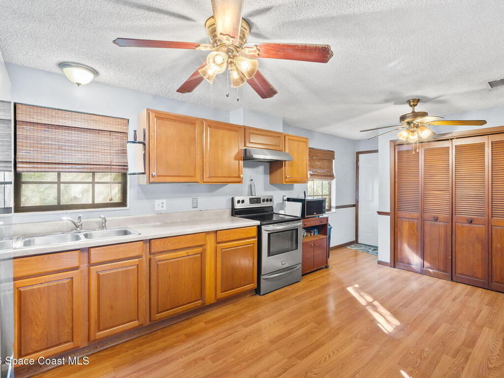 2671 3rd Avenue, Palm Bay, FL 32905