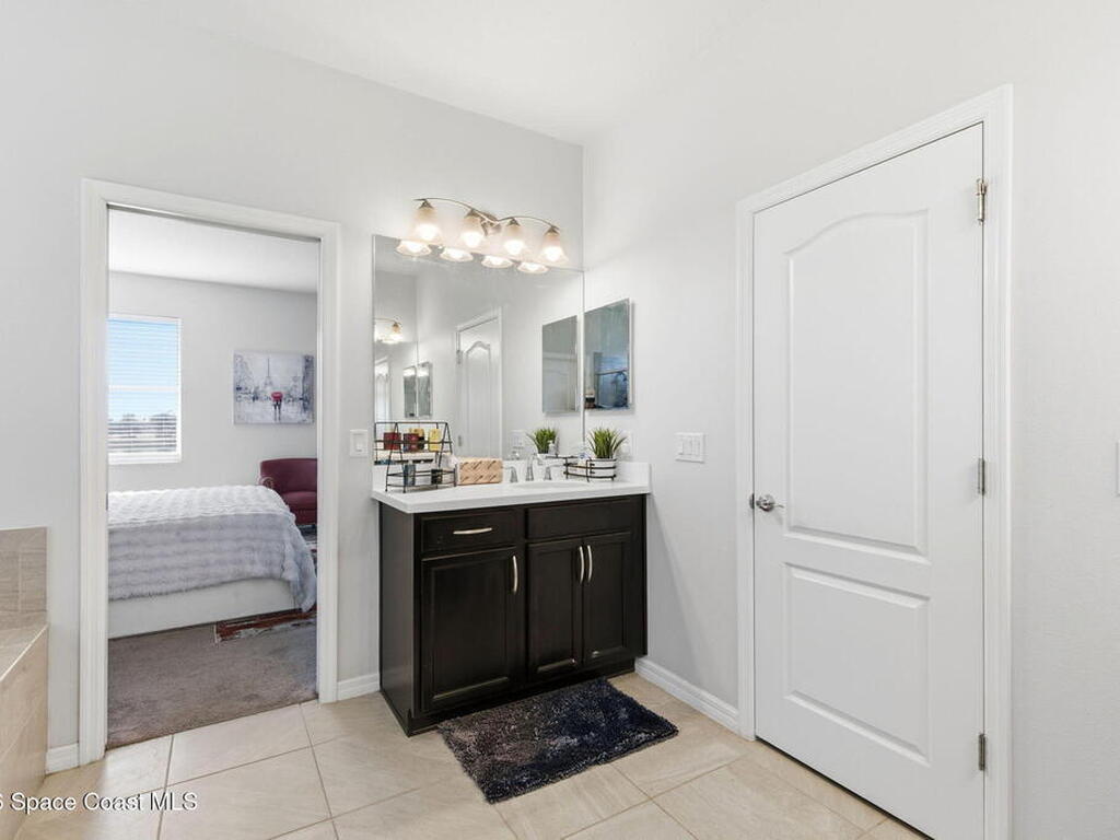 3253 Casare Drive, Melbourne, FL 32940