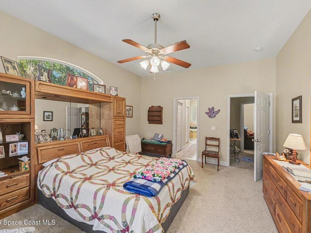 537 Acacia Avenue, Melbourne, FL 32904