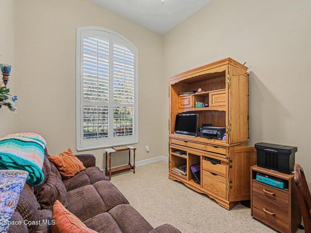 537 Acacia Avenue, Melbourne, FL 32904