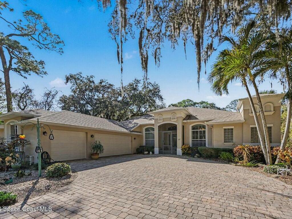 537 Acacia Avenue, Melbourne, FL 32904