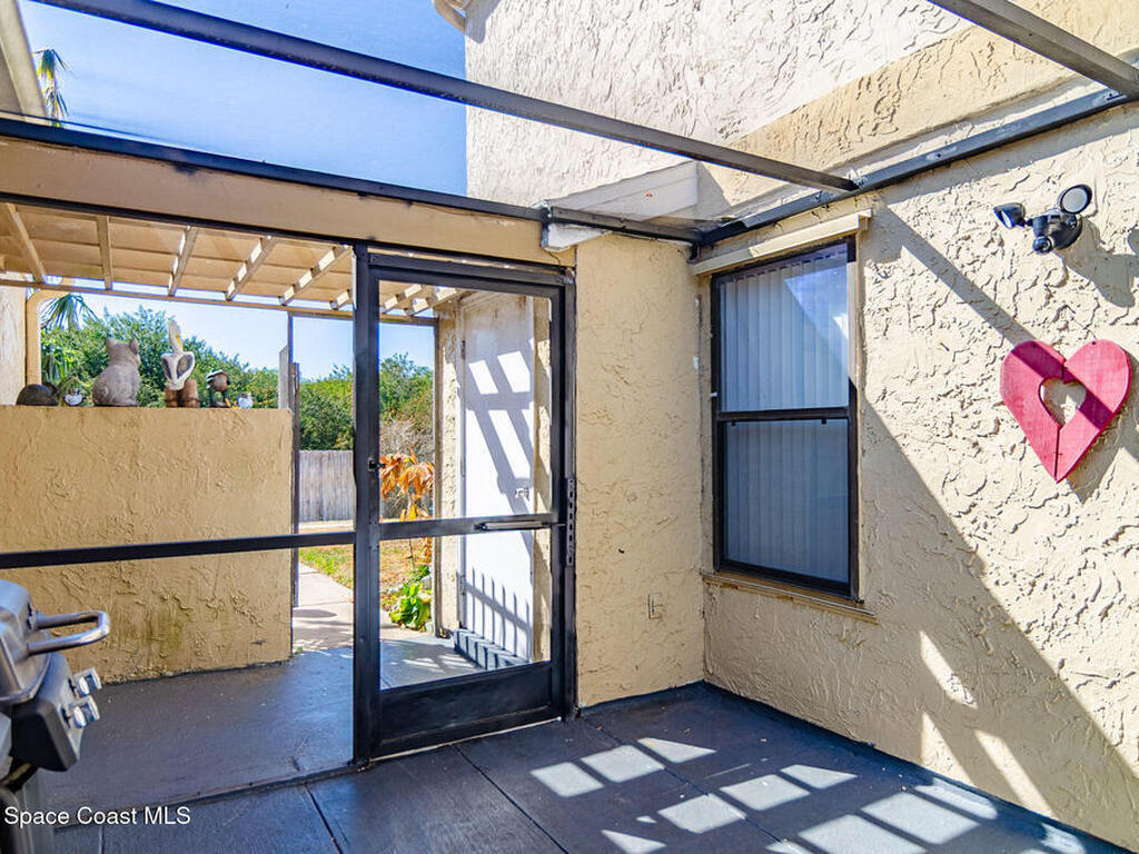 1001 Abada Court, Palm Bay, FL 32905