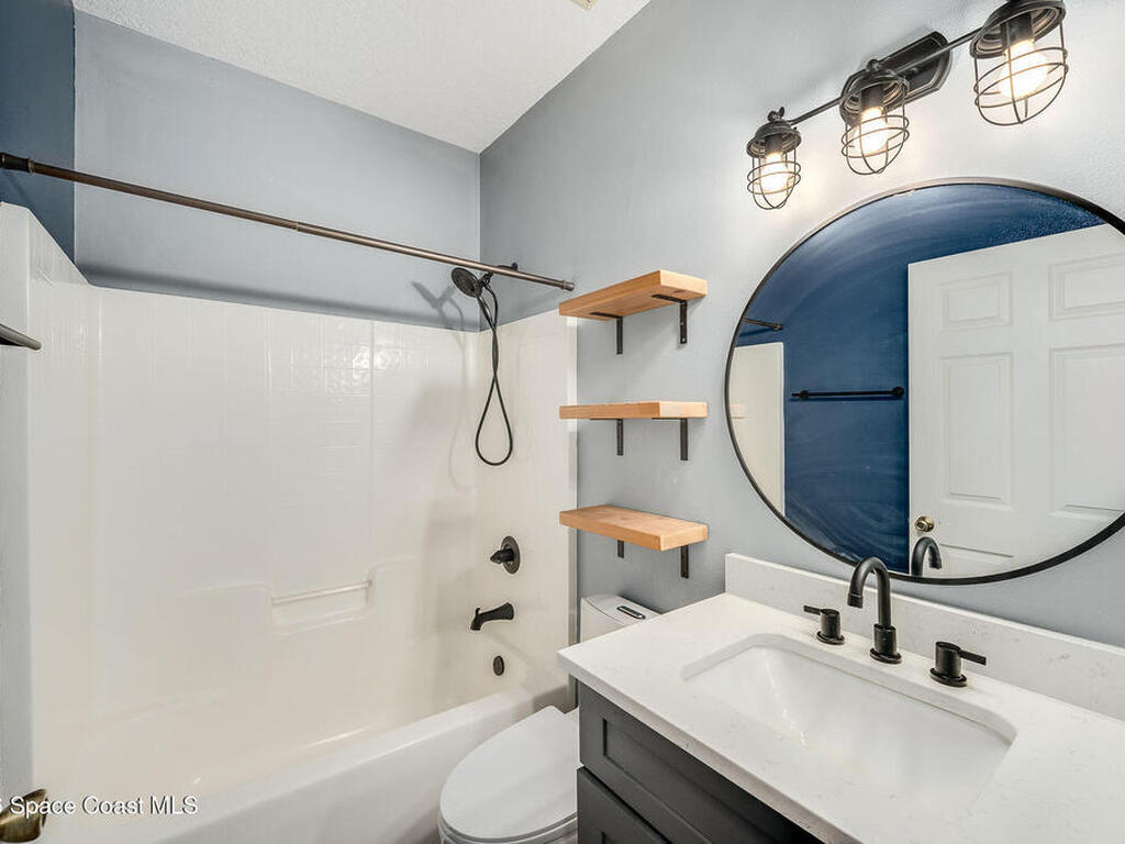 4030 Caparosa Circle, Melbourne, FL 32940