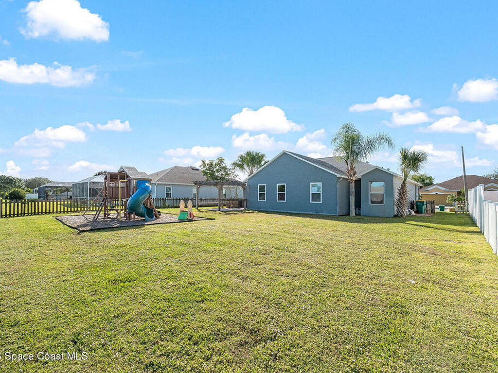 4030 Caparosa Circle, Melbourne, FL 32940