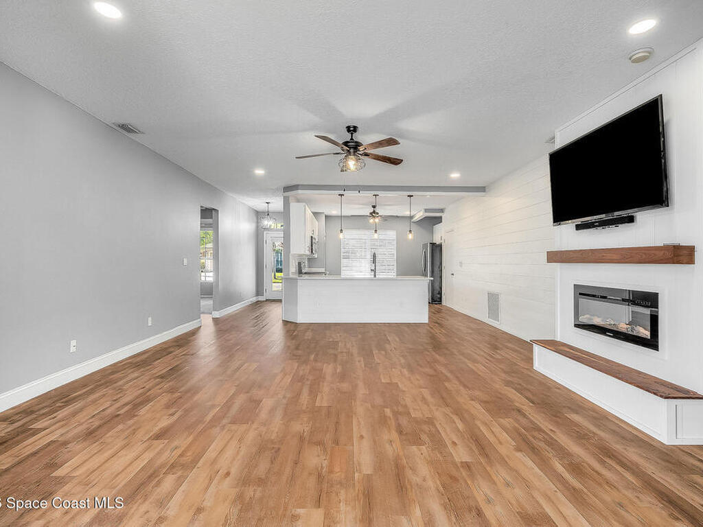 4030 Caparosa Circle, Melbourne, FL 32940