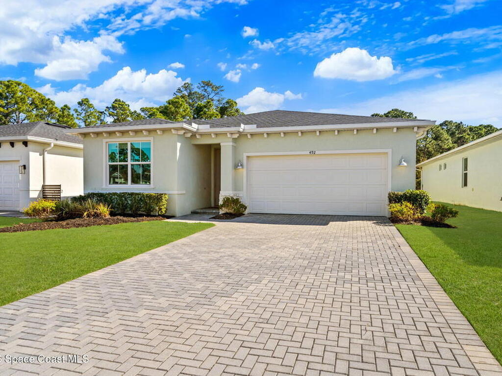 492 Veridian Circle, Palm Bay, FL 32907