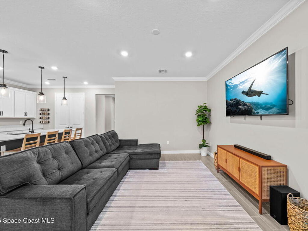 492 Veridian Circle, Palm Bay, FL 32907