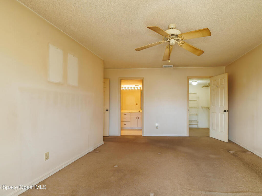 6205 River Run Drive, Sebastian, FL 32958