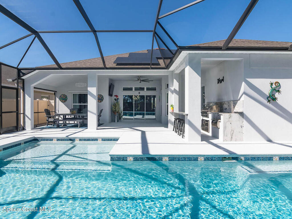 4452 Ruthann Circle, Melbourne, FL 32934