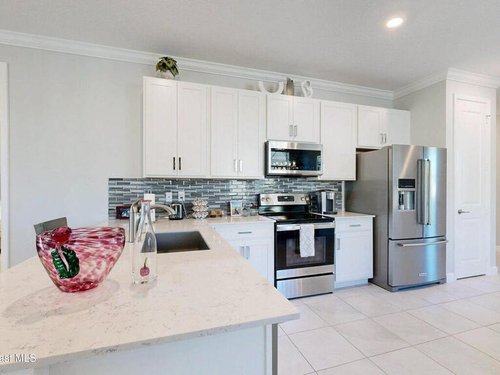 1794 Velky Lane, Melbourne, FL 32940