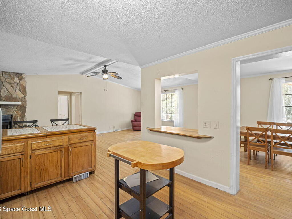 325 E Hall Road, Merritt Island, FL 32953