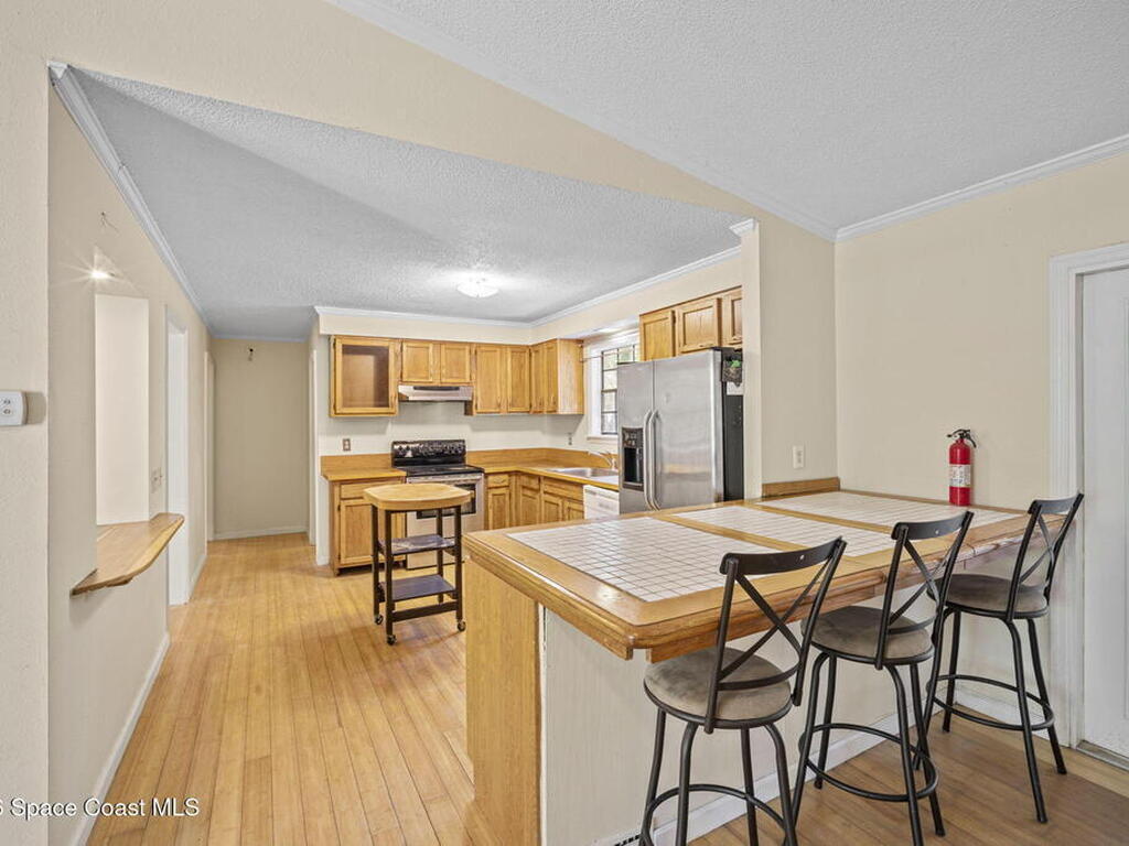 325 E Hall Road, Merritt Island, FL 32953